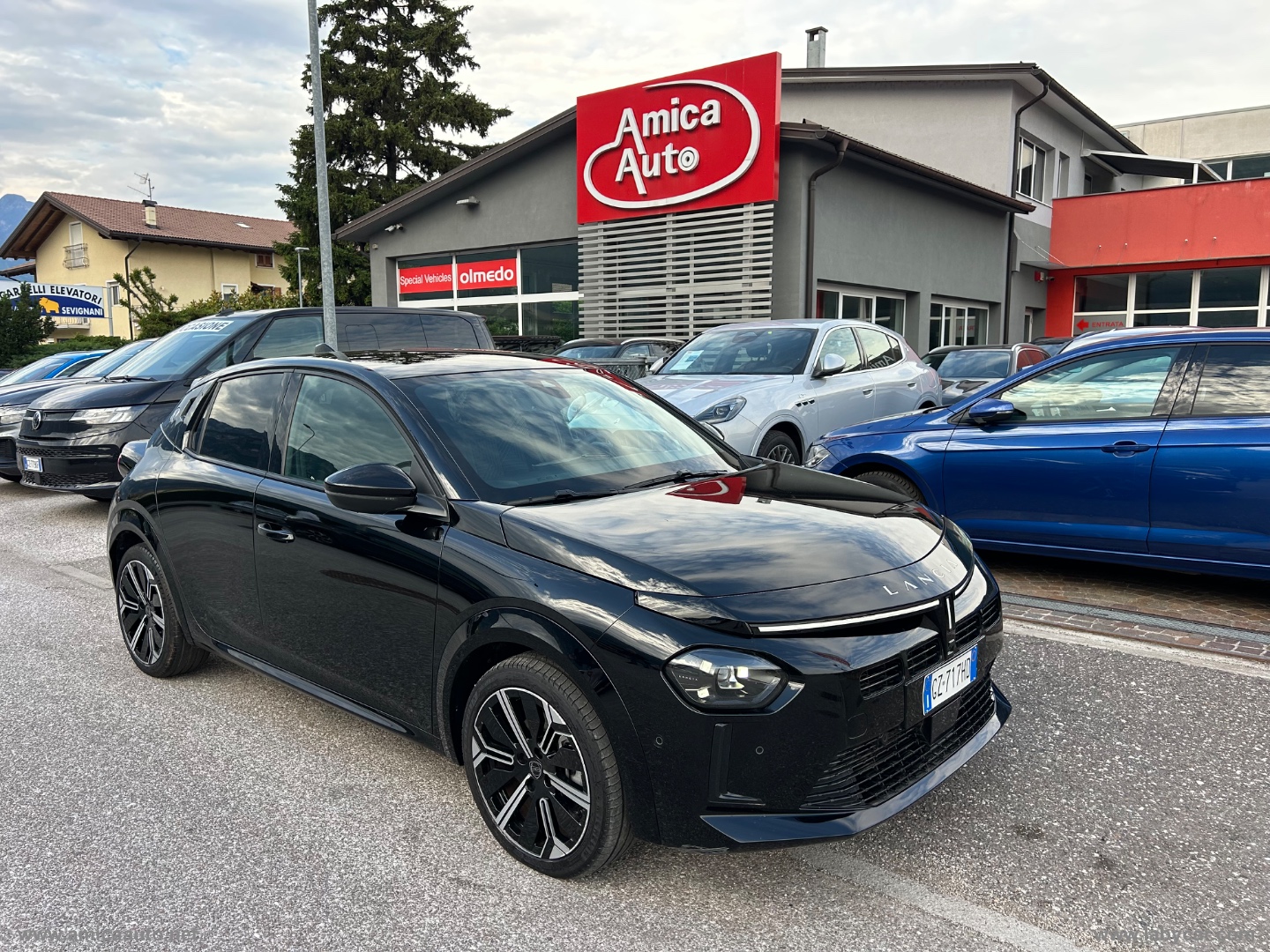 Ypsilon Hybrid e-DCT LX - immagine 2