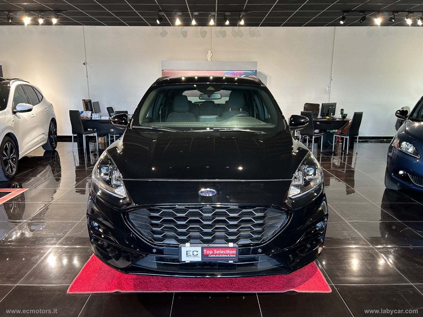 Kuga 1.5 EcoBlue 120 CV aut. 2WD ST-Line - immagine 2
