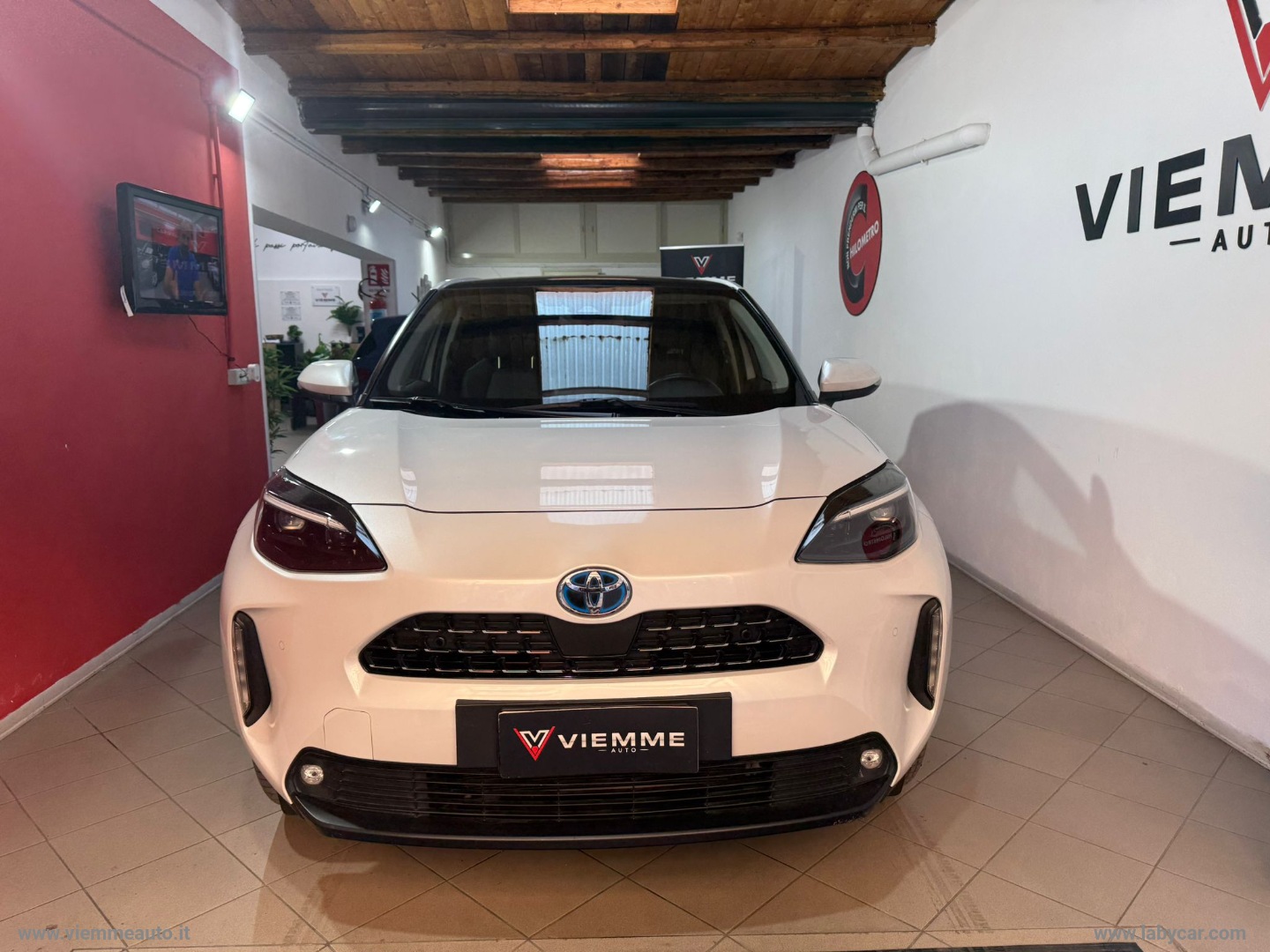 Yaris Cross 1.5 Hybrid 5p. E-CVT Prem. - immagine 2