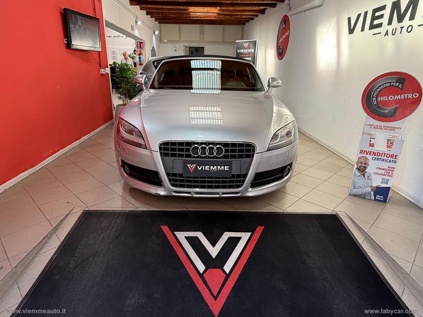 TT Roadster 2.0 TFSI - immagine 2