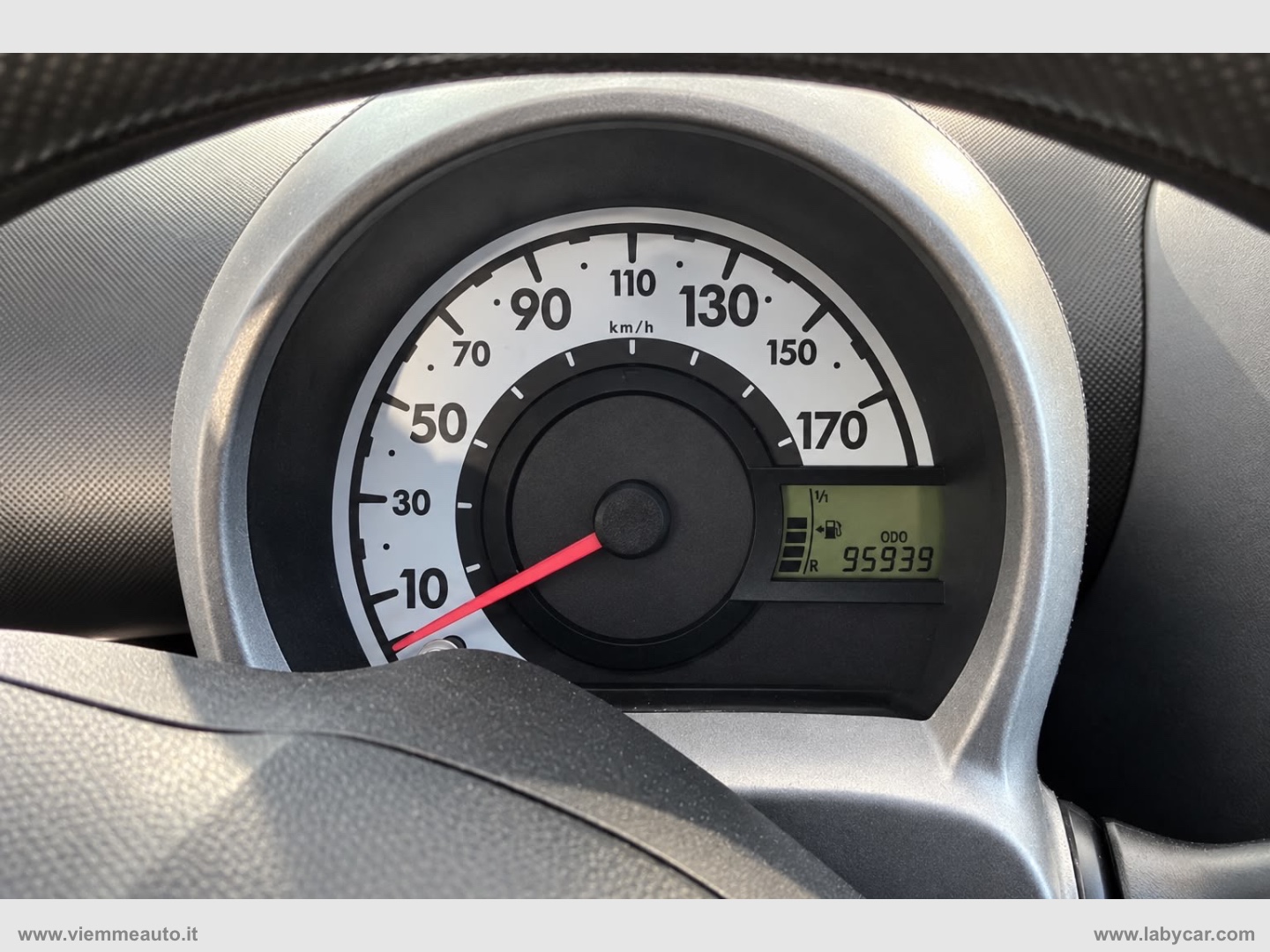 Aygo 1.0 VVT-i 3p. Now - immagine 2