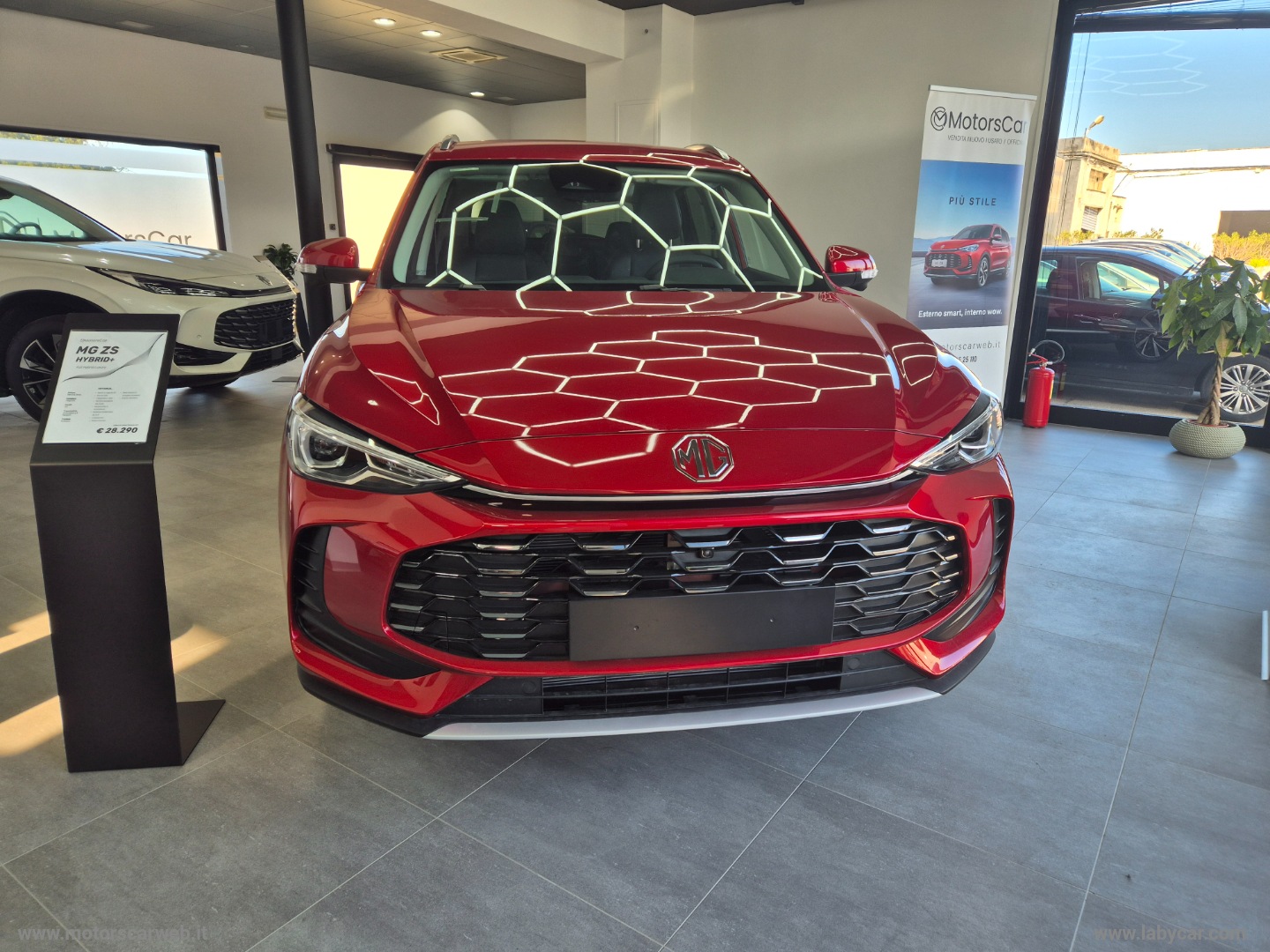 ZS Hybrid+ Luxury Full- Hybrid+ 197 cv Comfort GARANZIA 7 ANNI - immagine 2
