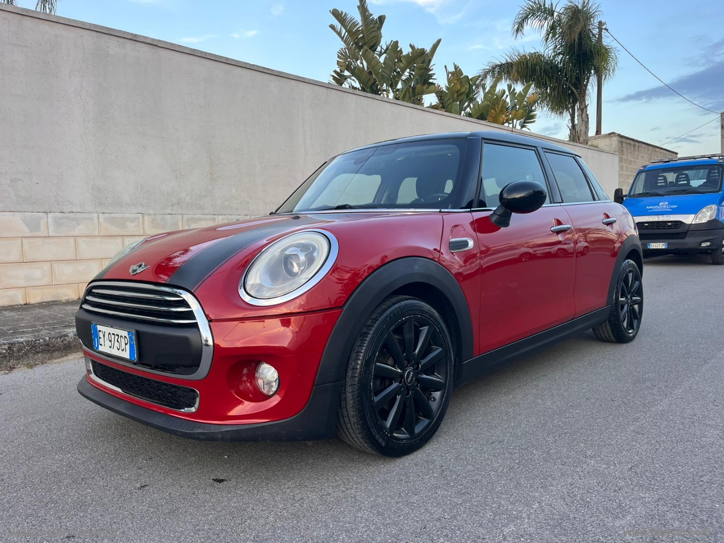 Mini Cooper D 5 porte - immagine 2