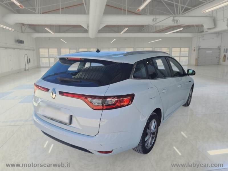 Mégane Sporter Blue dCi 115 CV Business - immagine 2
