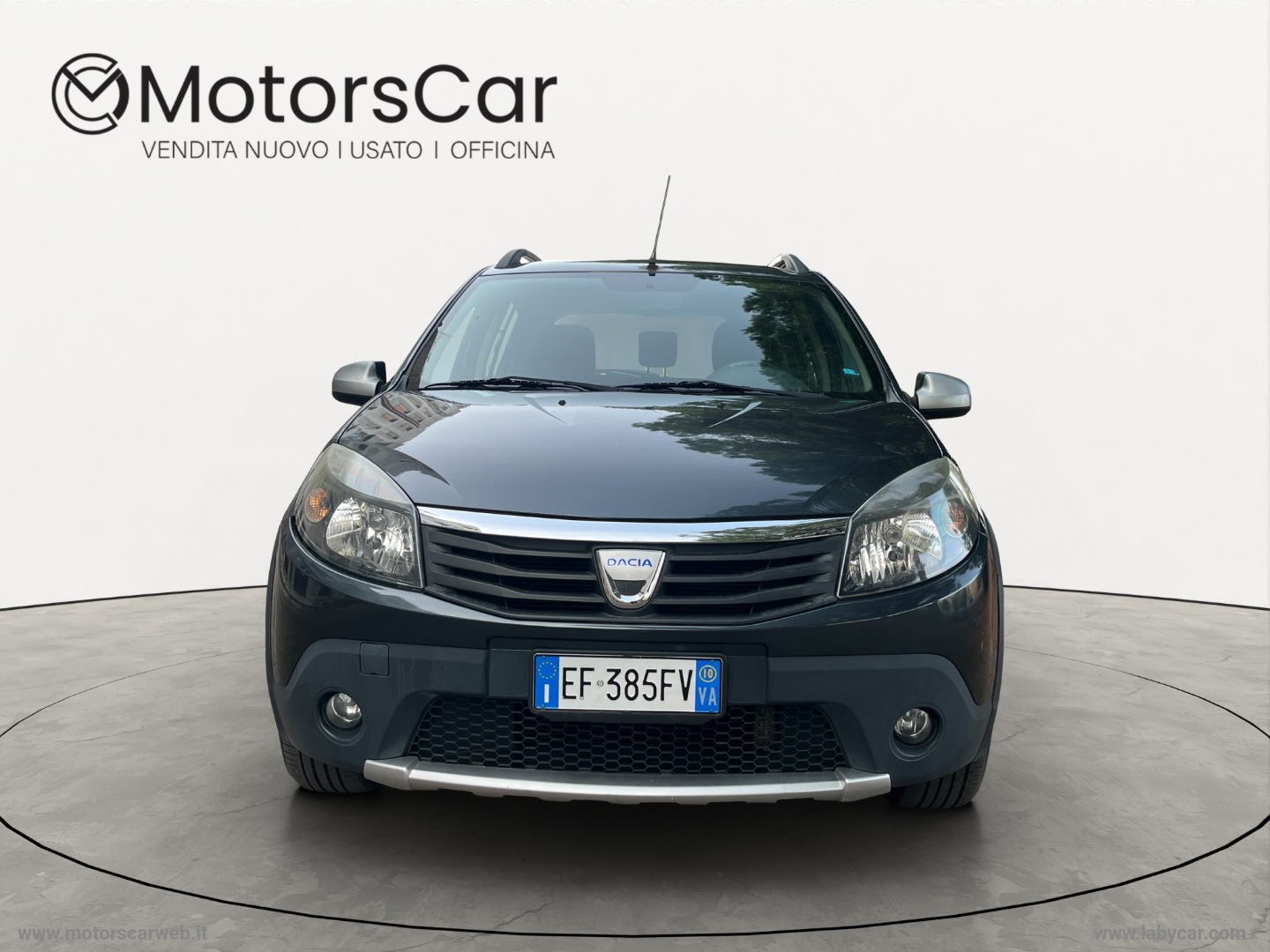 Sandero Stepway 1.6 8V 90 CV - immagine 2