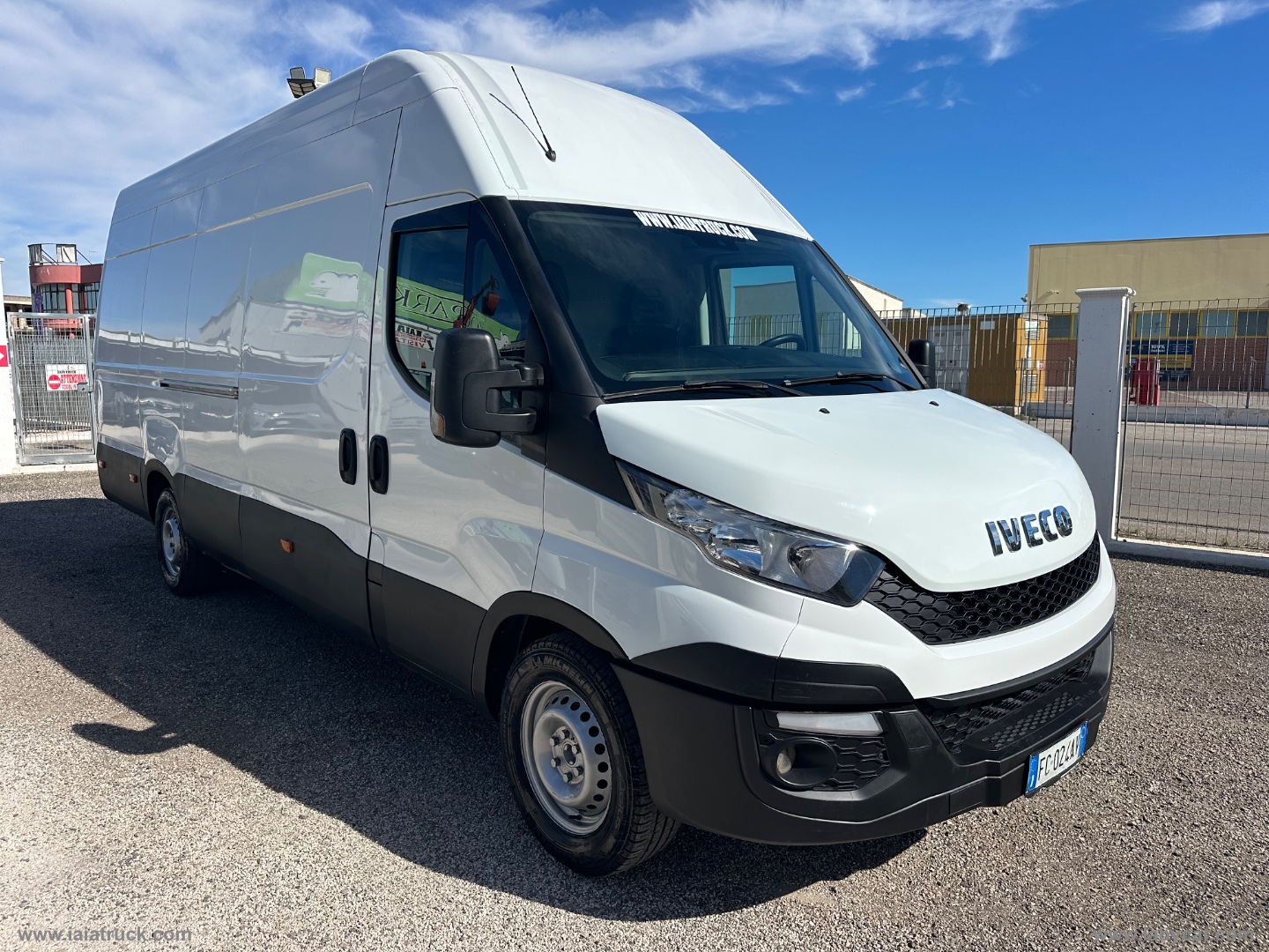 Daily 35S15V 2.3 HPT Furg. EXTRALUNGO E ALTO MOTORE 51000KM - immagine 2