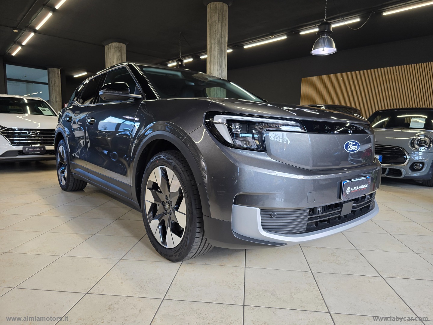 Explorer-E Ext. Range Exp. Prem. 286 CV - immagine 2