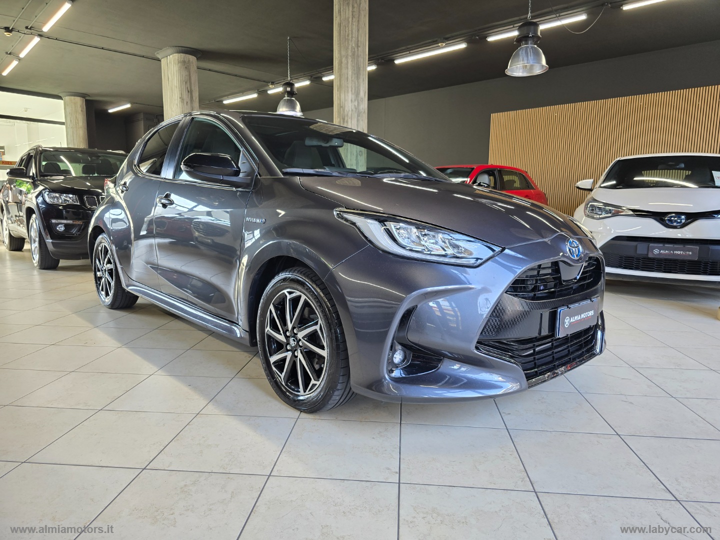 Yaris 1.5 Hybrid 5p. Lounge - immagine 2