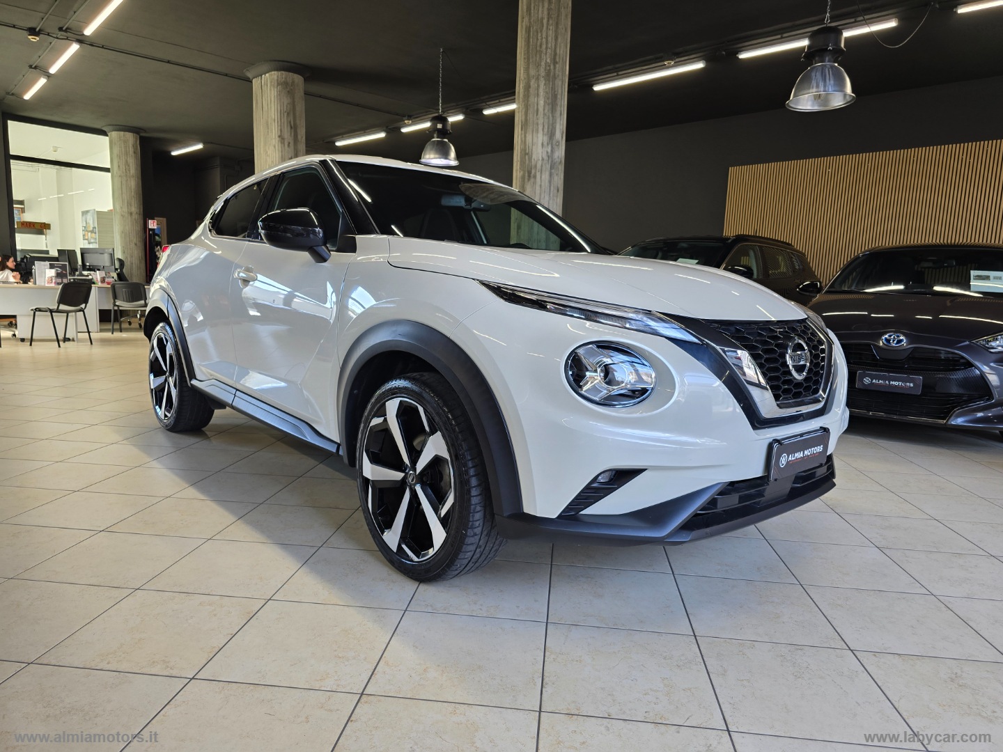 Juke 1.0 DIG-T 117 CV Premiere Edition - immagine 2