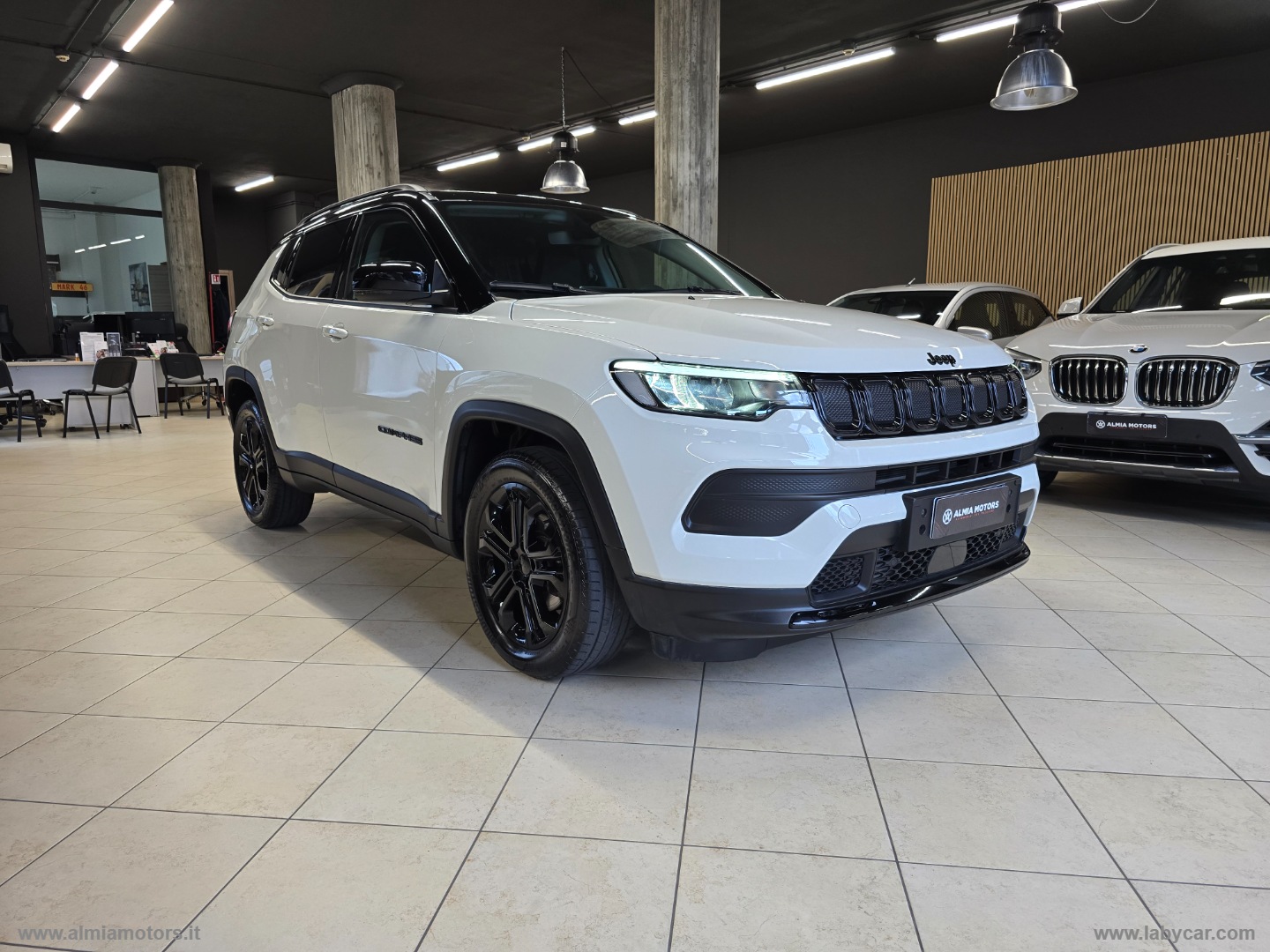Compass 1.6 Mjt II 2WD Night Eagle - immagine 2
