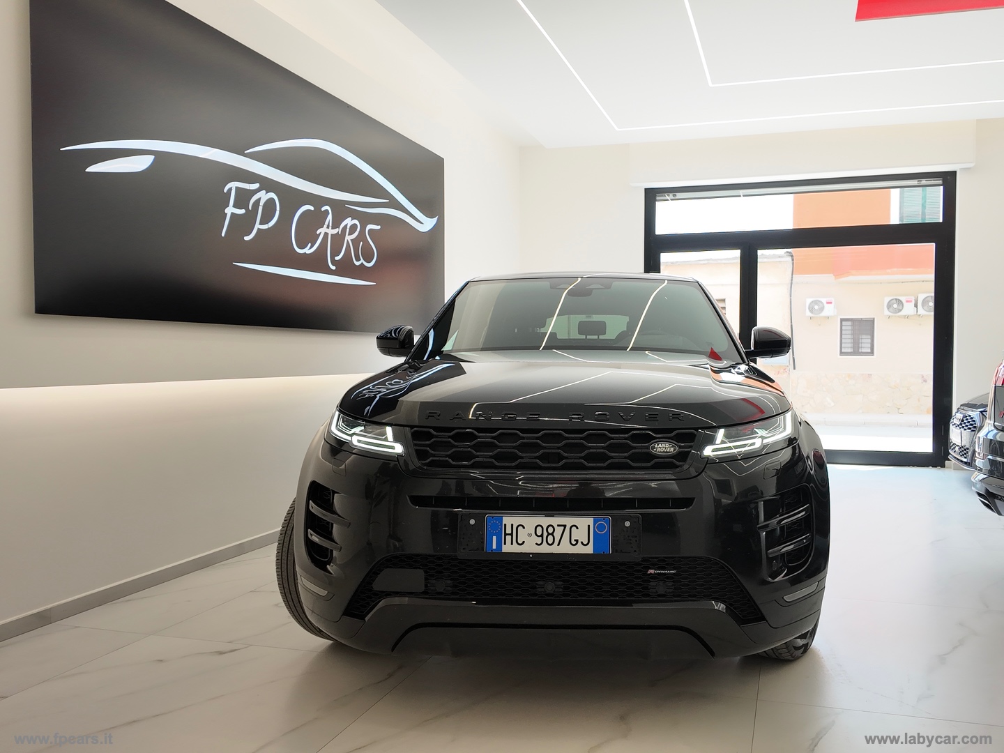 RR Evoque 2.0D I4 204 CV AWD Aut R-D.HSE - immagine 2