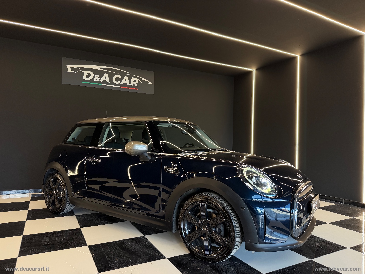 Mini Cooper Camden Edition AUTO - immagine 2