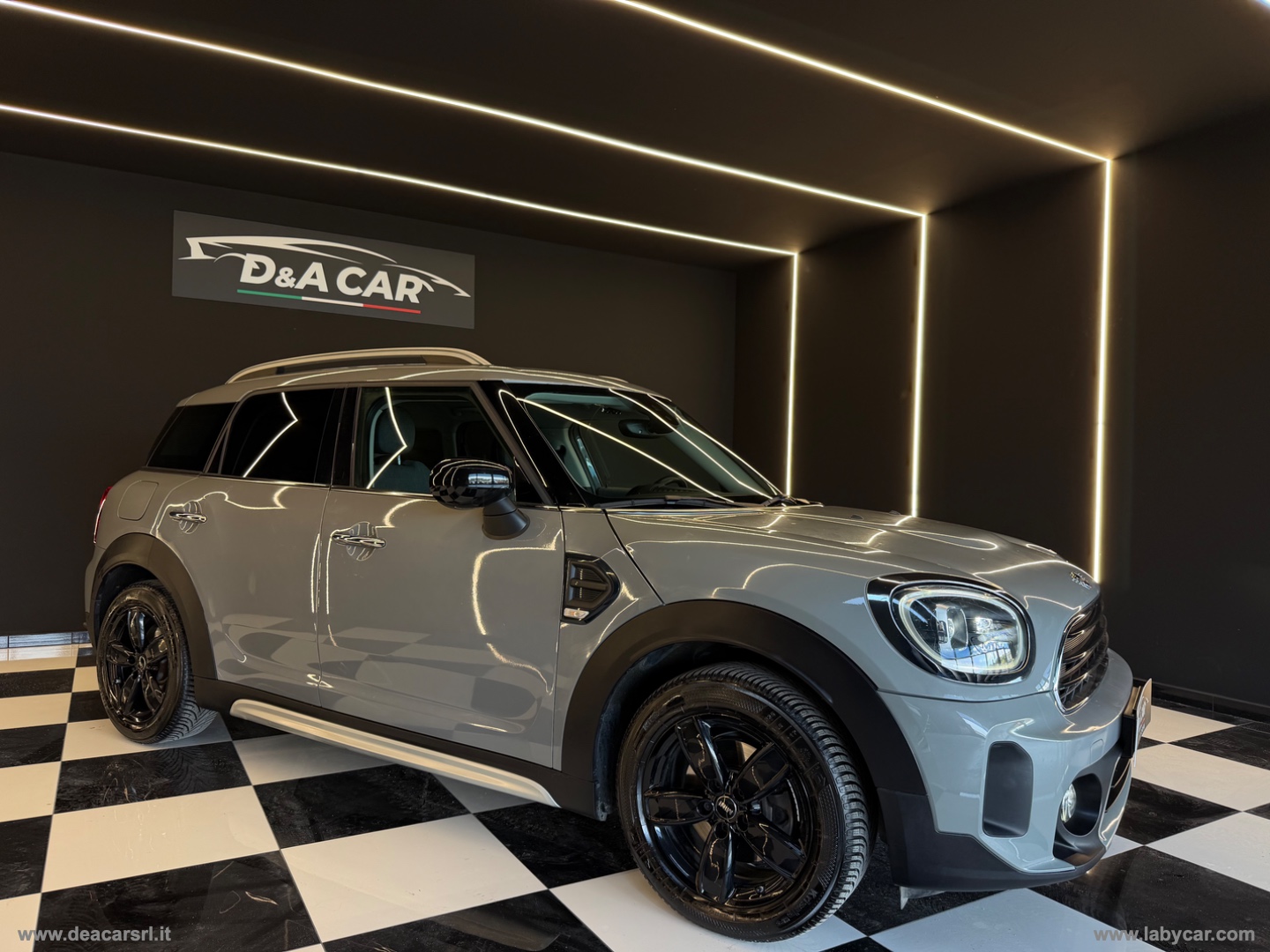 Mini Cooper Yours Countryman - immagine 2