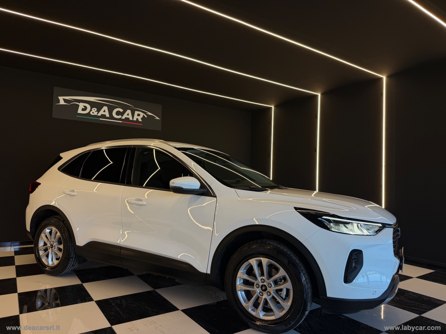 Kuga 2.5 PHEV 243 CV CVT 2WD Titanium - immagine 2