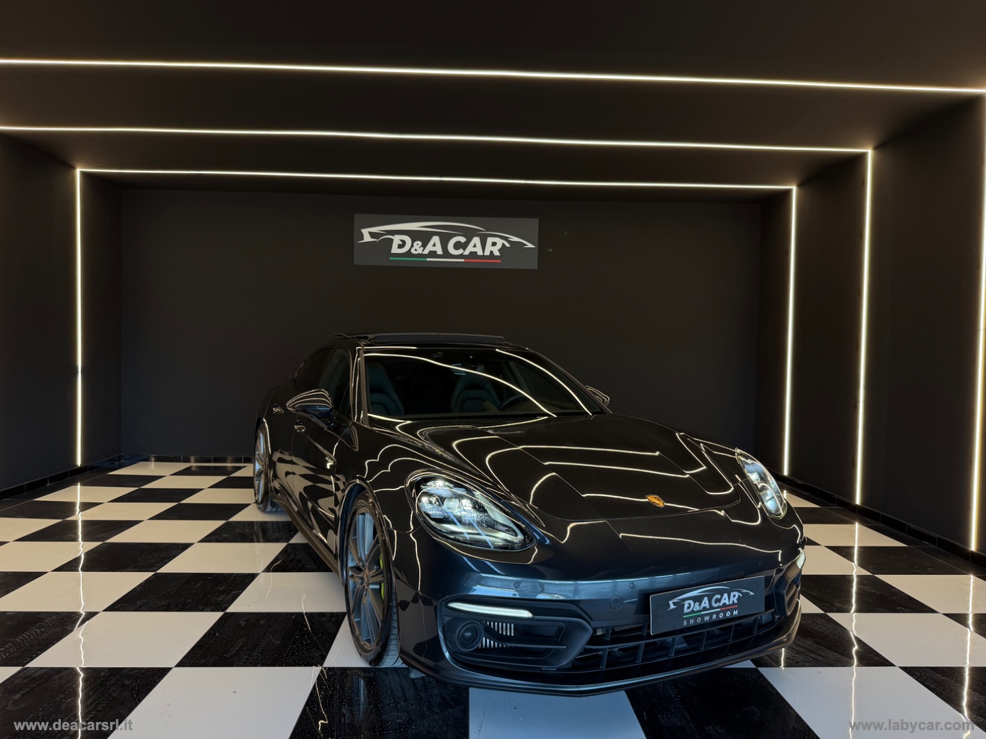 Panamera 4 E-Hybrid - immagine 2