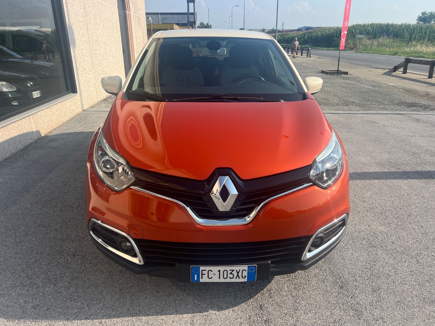 Captur TCe 120 CV EDC S&S Energy Intens AUTOMATICA - immagine 2