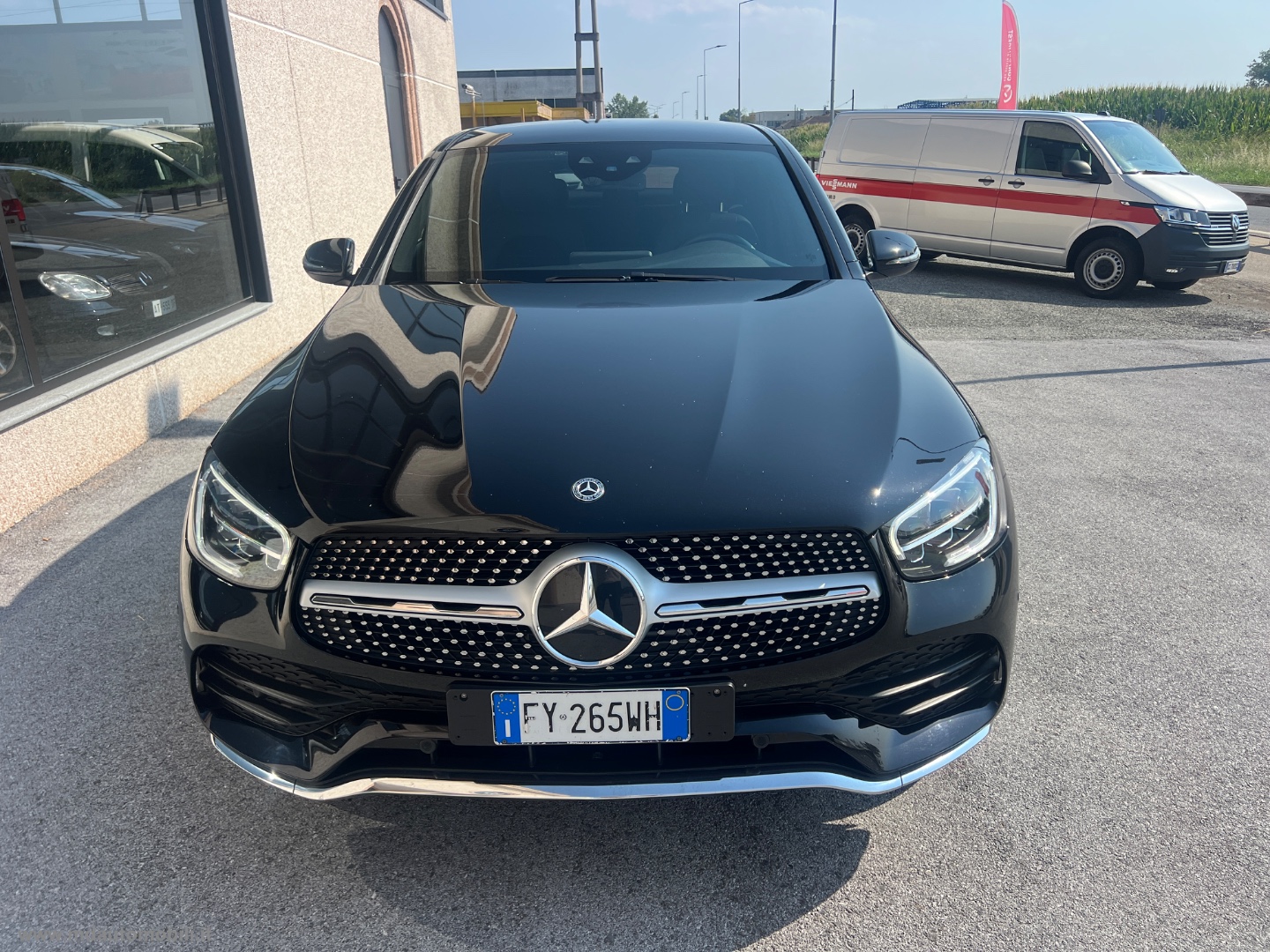 GLC 220 d 4Matic Coupé Premium RESTYLING - immagine 2