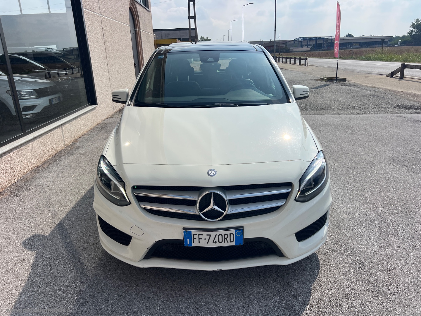B 180 d Automatic Premium TETTO PACK AMG - immagine 2