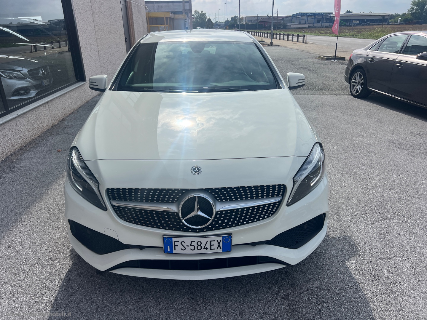 A 180 d Premium PACK AMG - immagine 2