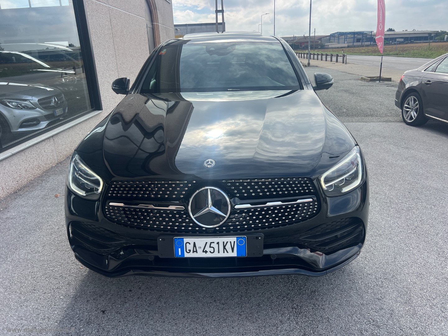 GLC 220 d 4Matic Coupé Premium Plus TETTO PACK AMG CAMERA 360 - immagine 2