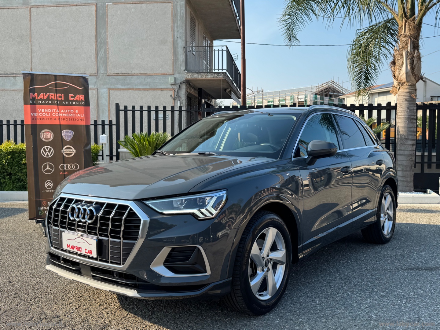 Q3 35 TDI S tronic Business Advanced - immagine 2