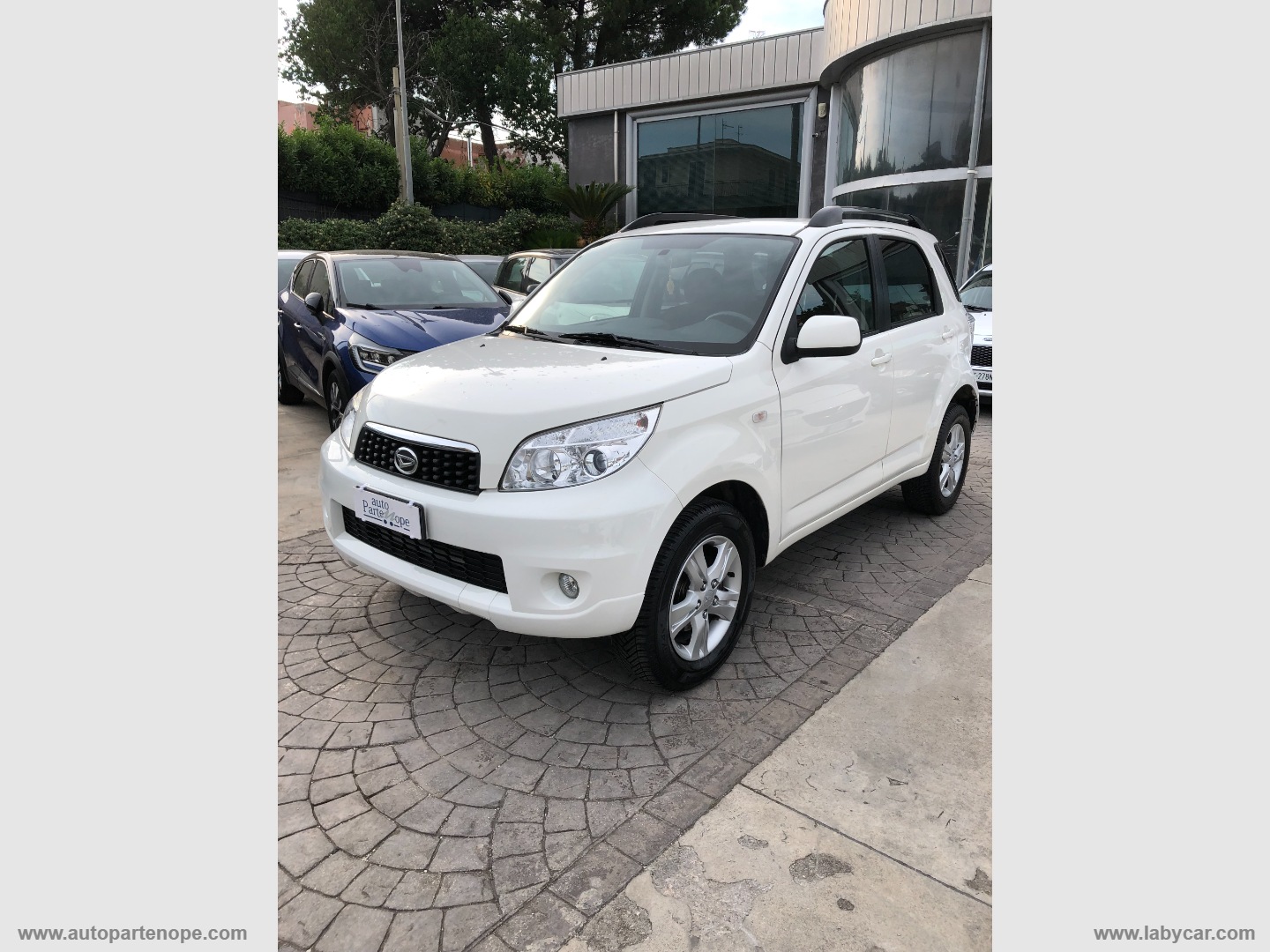 Terios 1.5 4WD B Easy Green Powered - immagine 2