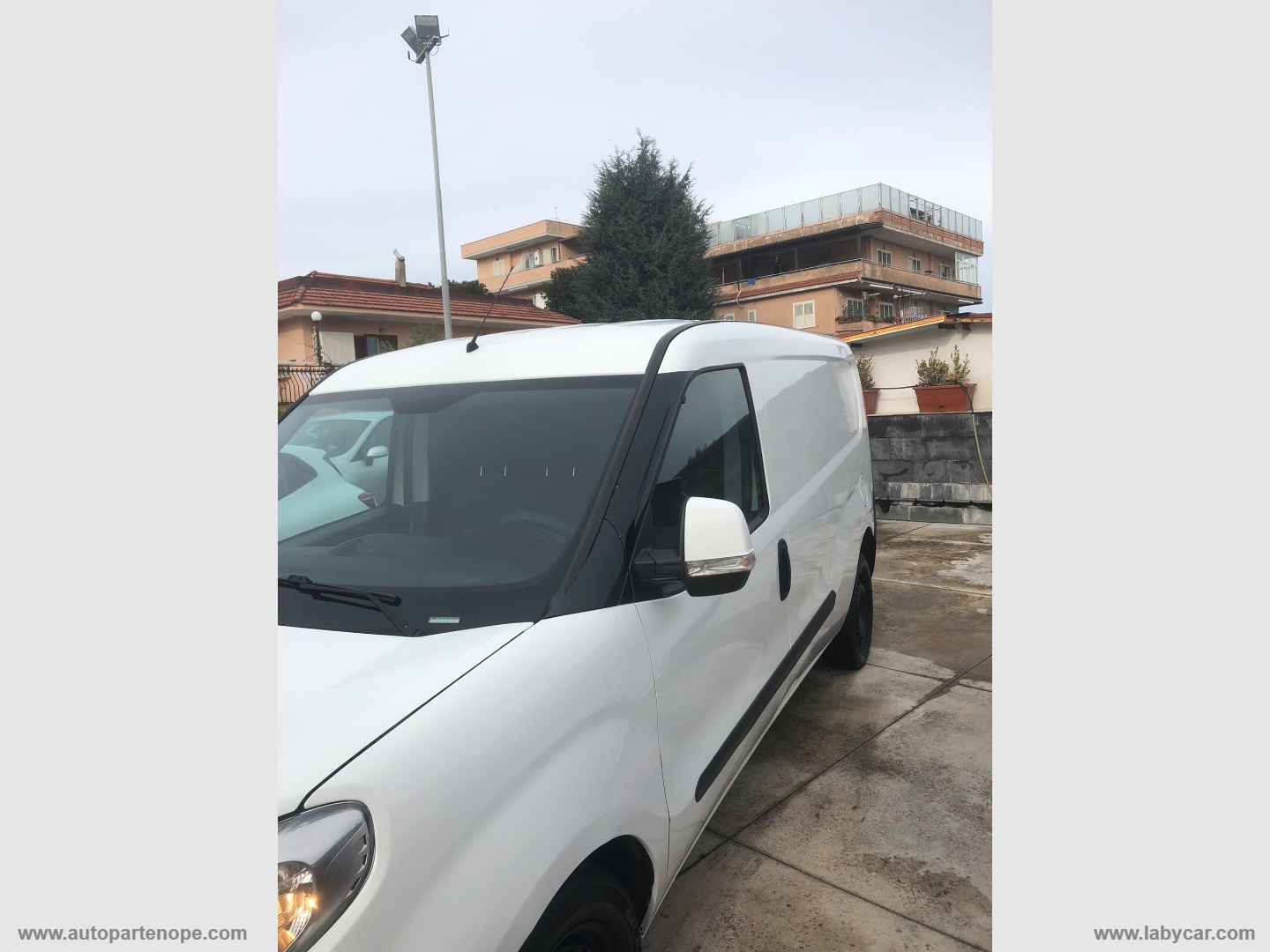 Doblò 1.6MJT 105 PLTN Cargo Maxi Lam.E5+ 3 POSTI - immagine 2