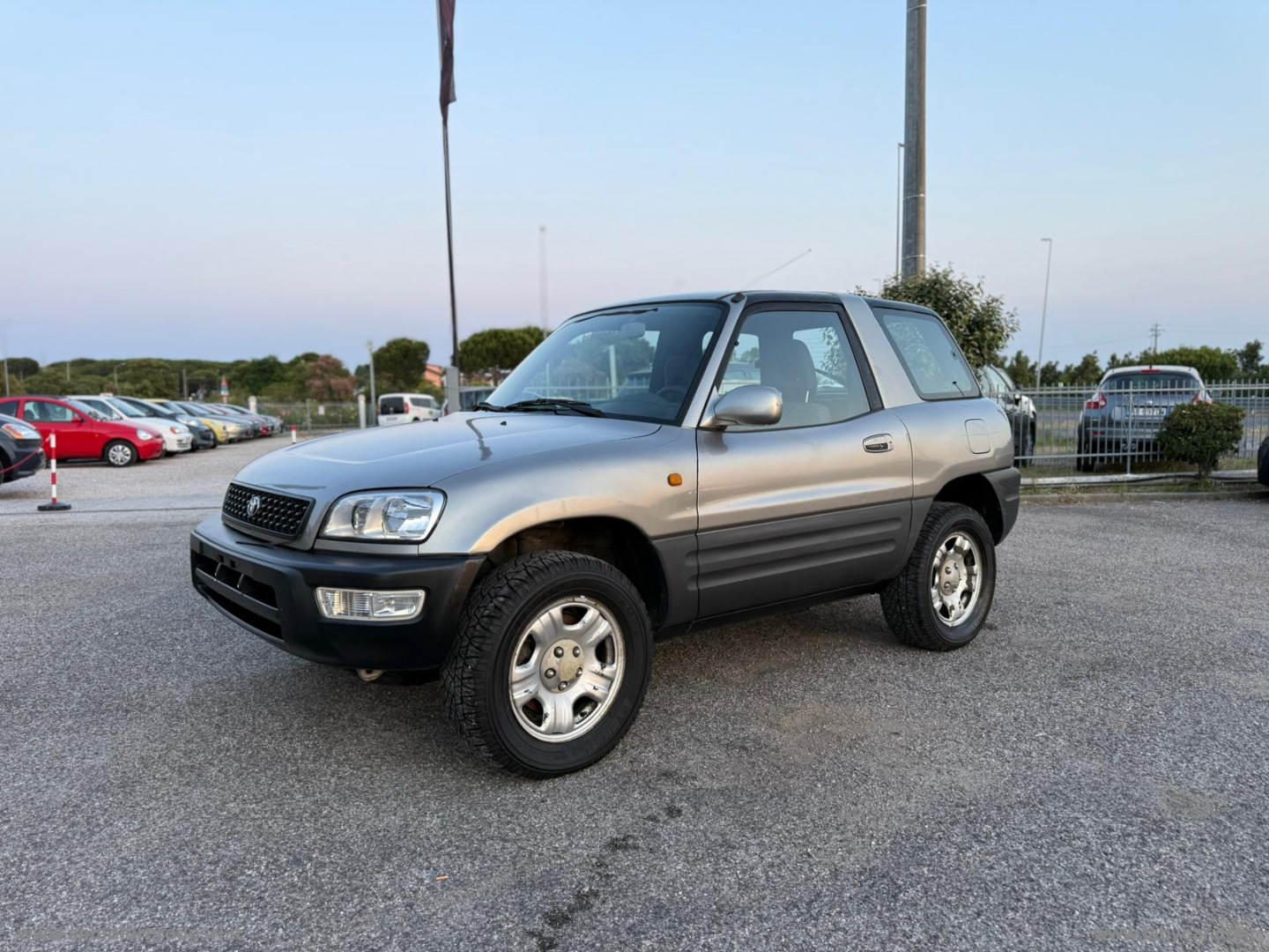 RAV4 2.0 3p. Fun - immagine 2