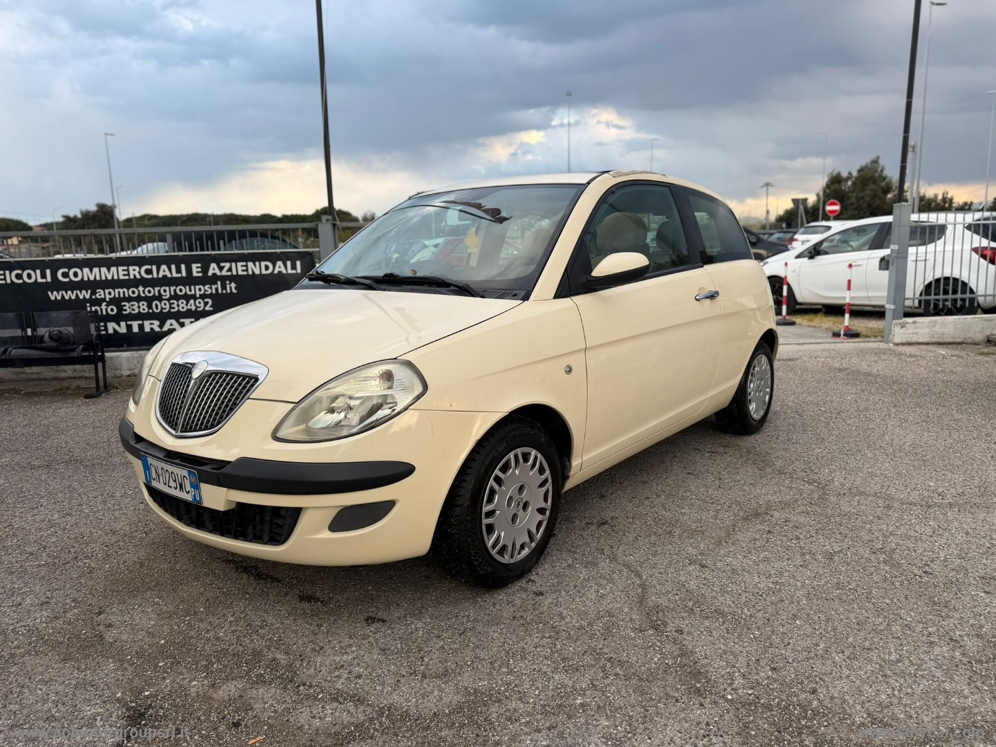 Ypsilon 1.2 Oro - immagine 2