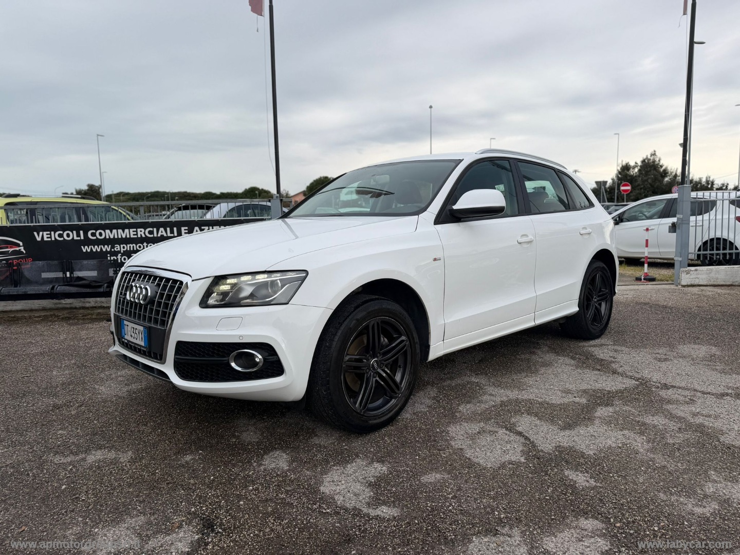 Q5 2.0 TDI 170 CV quattro S-LINE - immagine 2