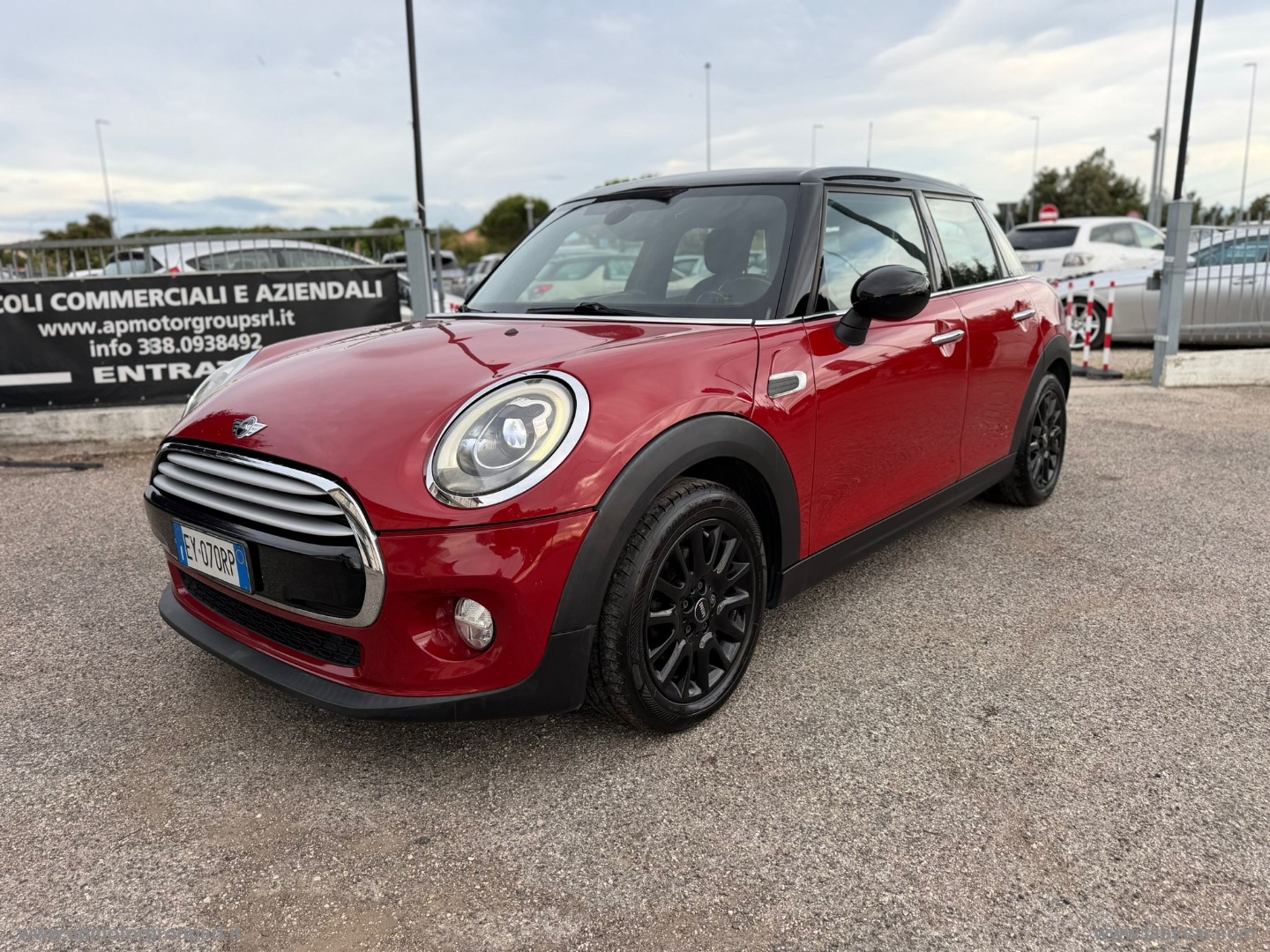 Mini Cooper D Business XL - immagine 2