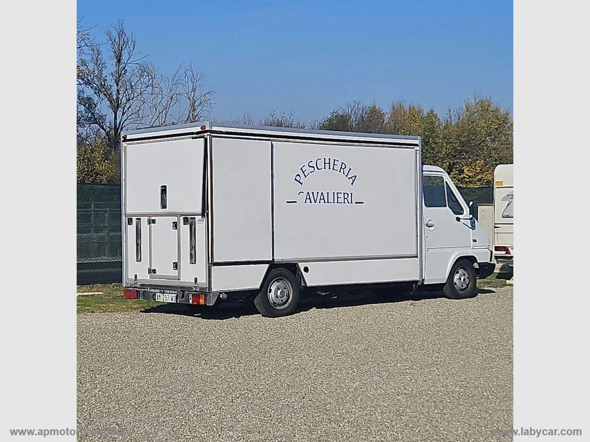 T35 TRUCK&FOOD FURGONE PANINOTECA - immagine 2