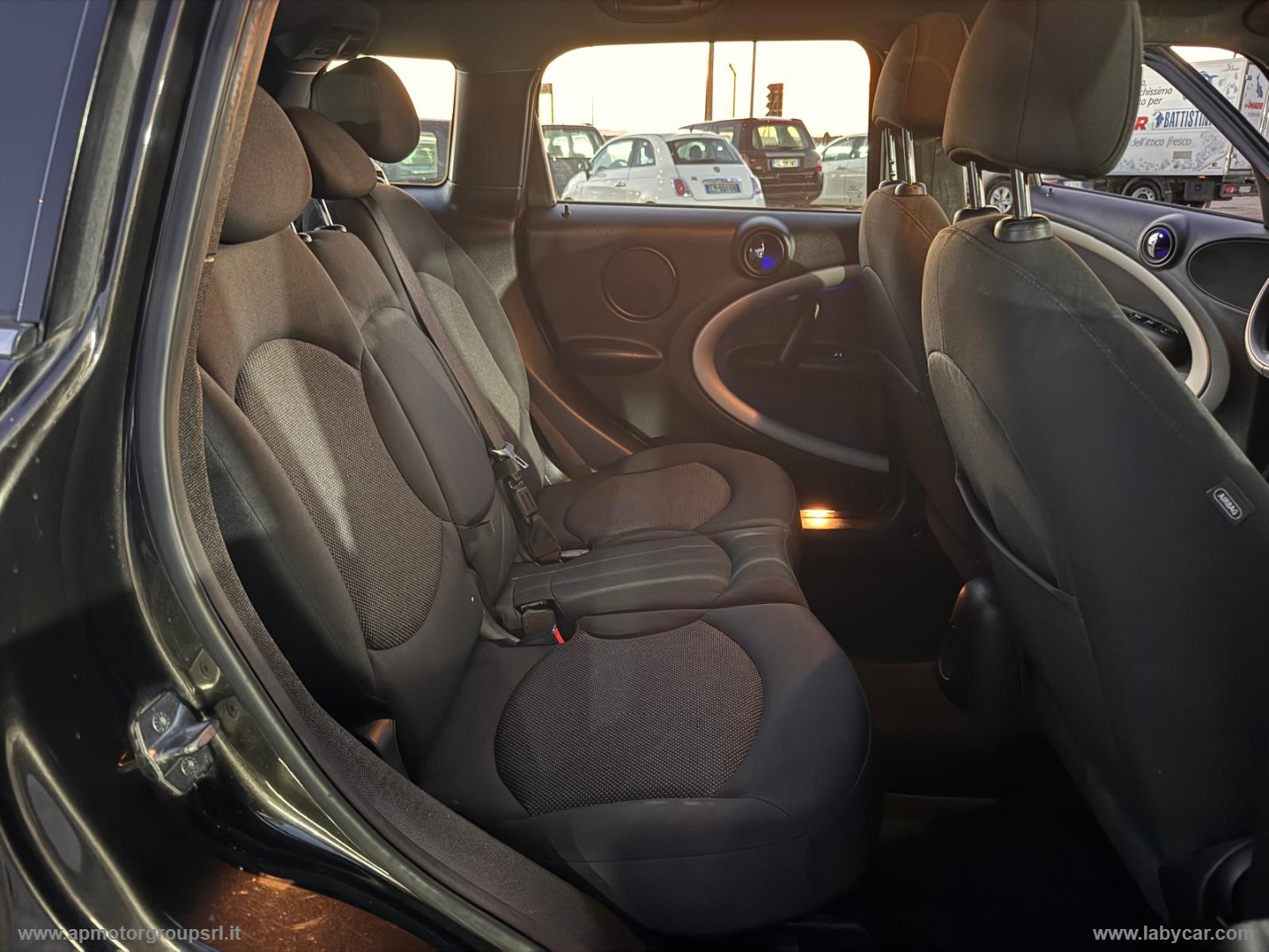 Mini Cooper D Countryman Automatica - immagine 2