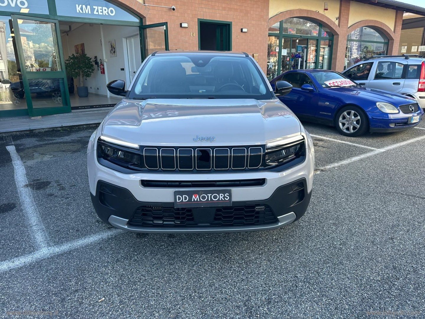 Avenger 1.2 Turbo 100 CV Altitude NEOPATENTATI - immagine 2