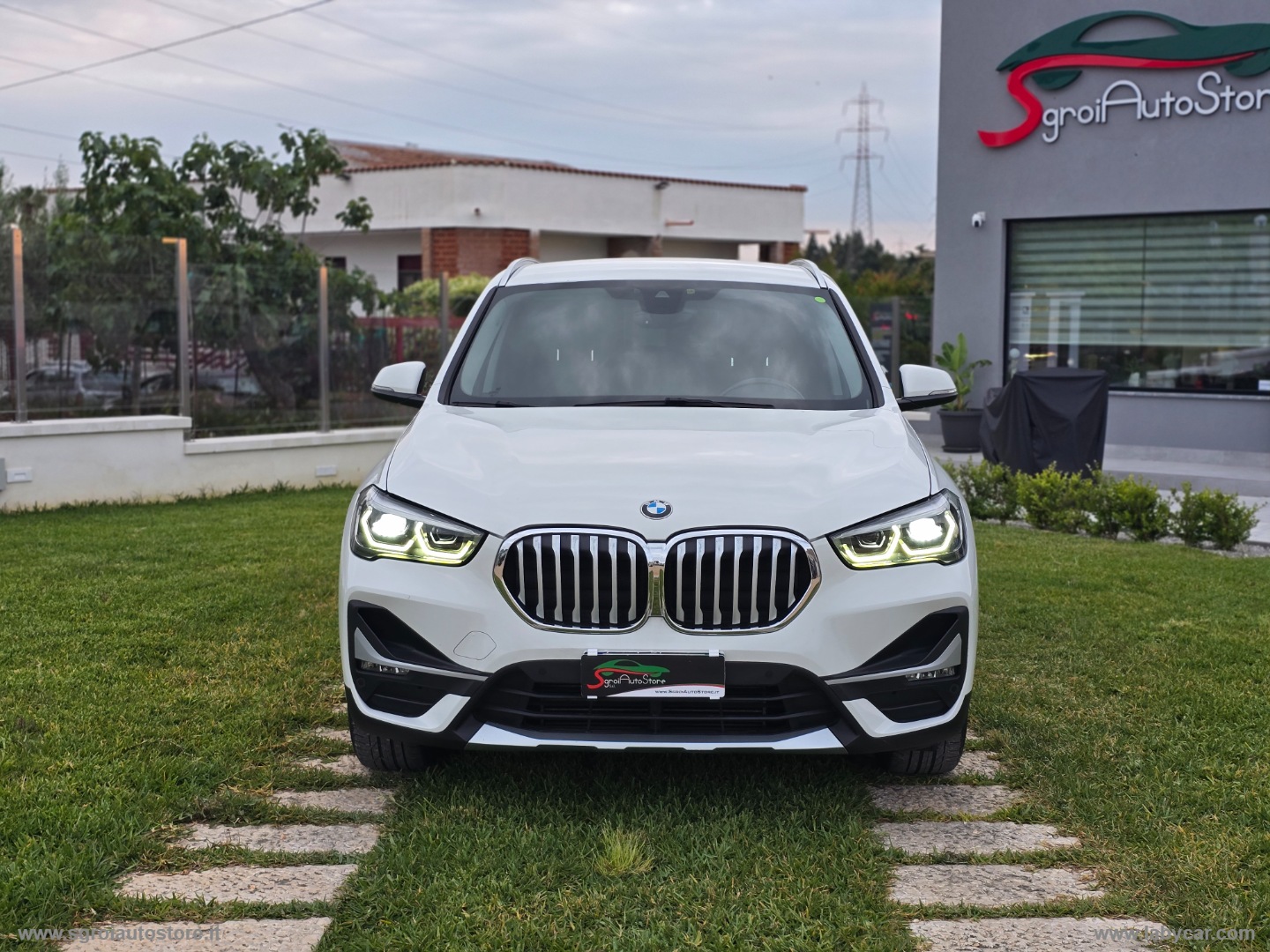 X1 xDrive18d xLine Plus - immagine 2