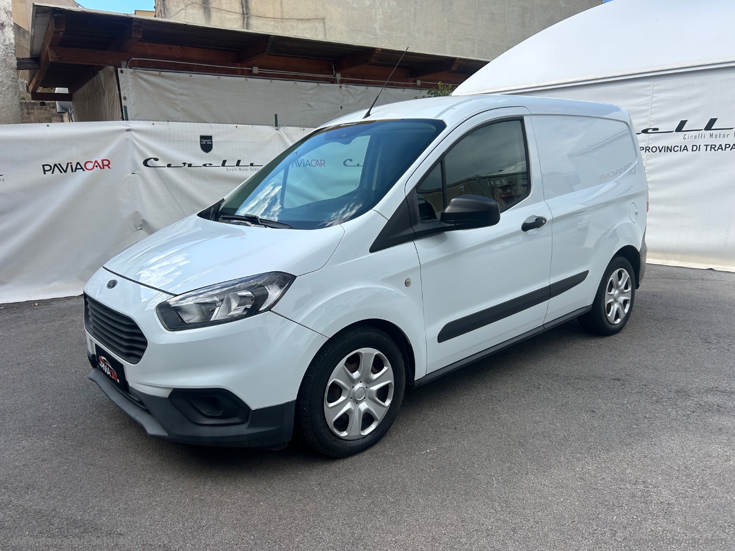Transit Courier 1.5 TDCi 75CV Van Trend - immagine 2