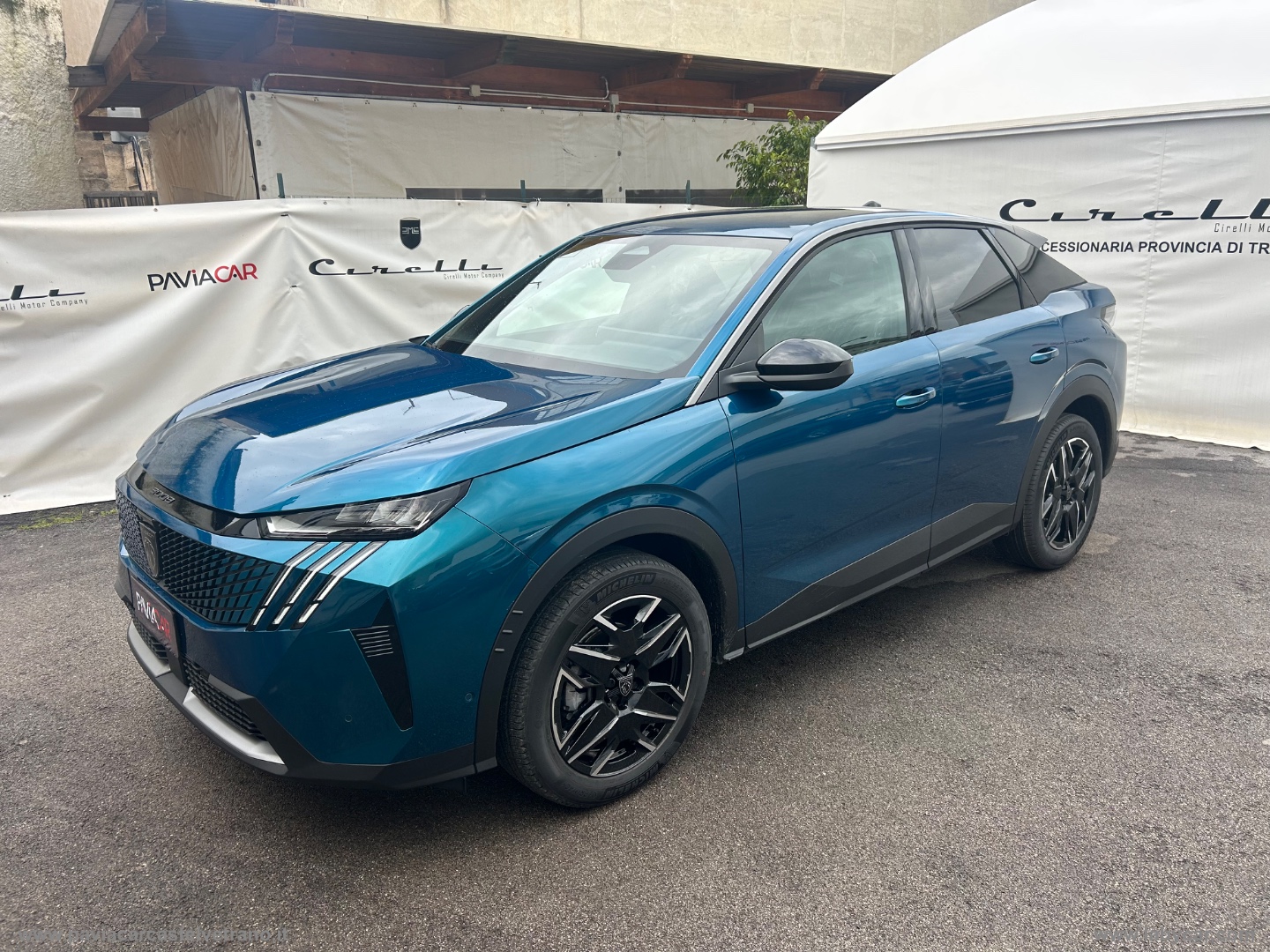3008 Hybrid 145 e-DCS6 Allure KM/0 - immagine 2