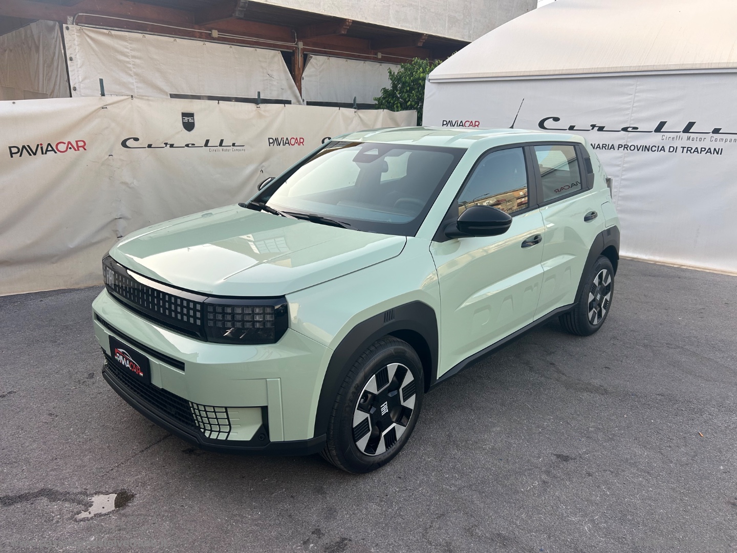 Grande Panda 1.2 Hybrid 110 S&S La Prima KM/0 - immagine 2