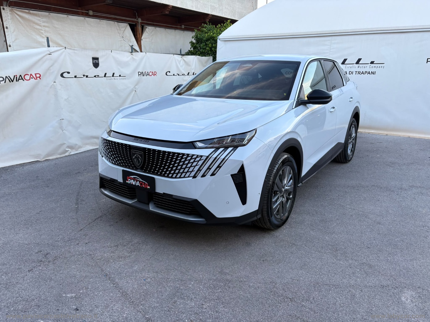 3008 Hybrid 145 e-DCS6 Allure KM/0 - immagine 2