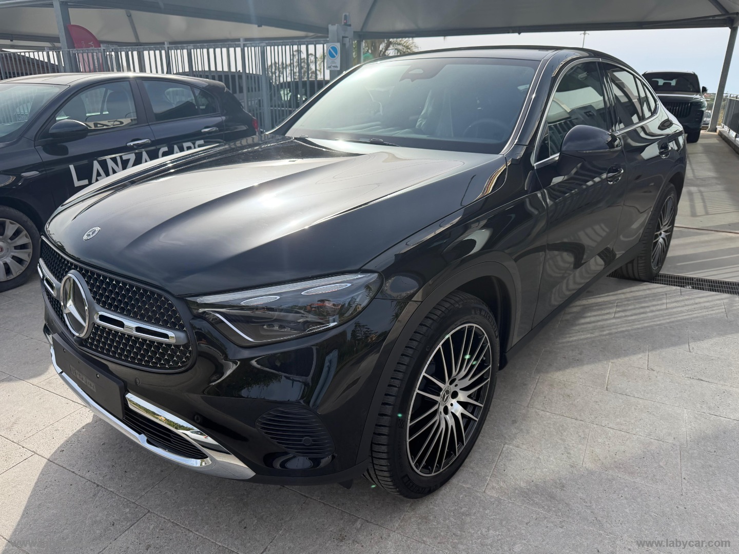 GLC 220 d 4Matic Coupé Advanced - immagine 2
