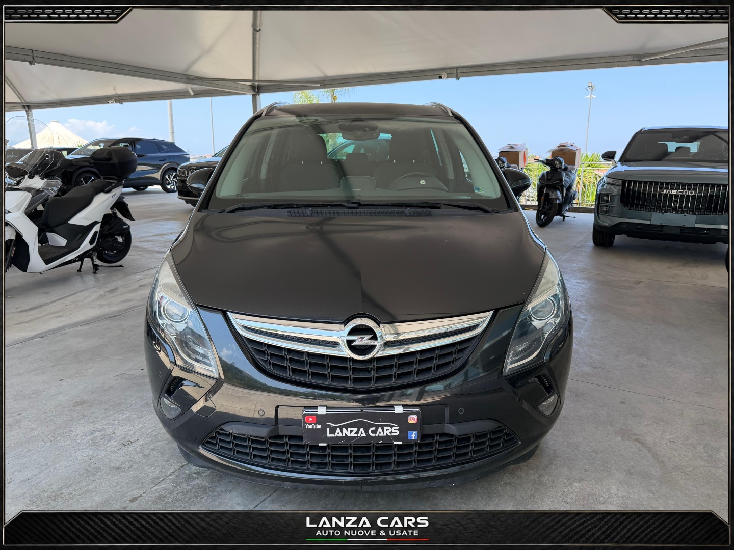 Zafira Tourer 2.0 CDTi 130 CV Cosmo - immagine 2