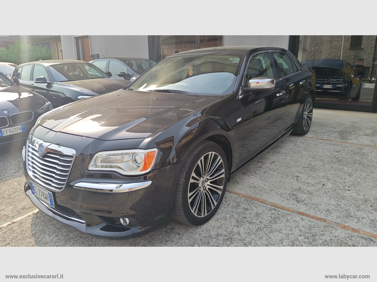 Thema 3.0 V6 Mjet II 239 CV Platinum - immagine 2