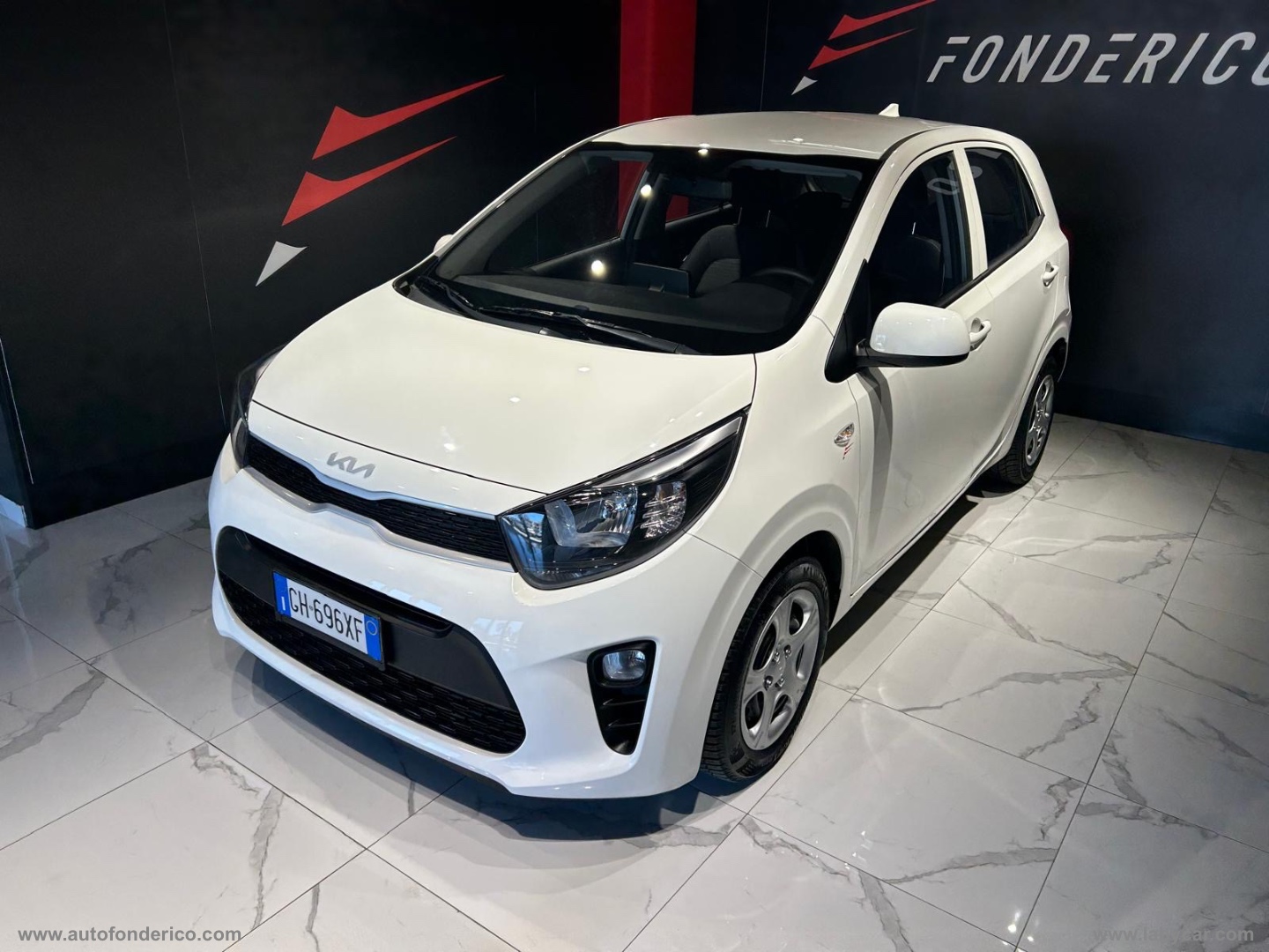 Picanto 1.0 12V 5p. X Line - immagine 2