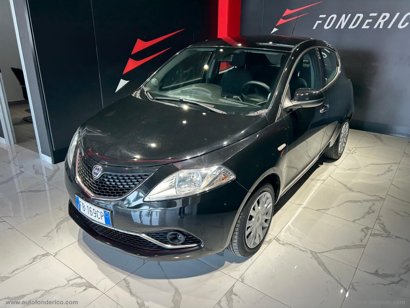 Ypsilon 1.2 69 CV 5p. Gold - immagine 2