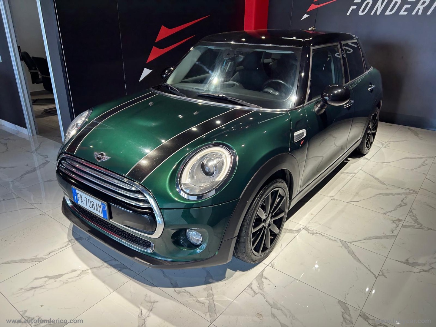 Mini Cooper D 5 porte - immagine 2