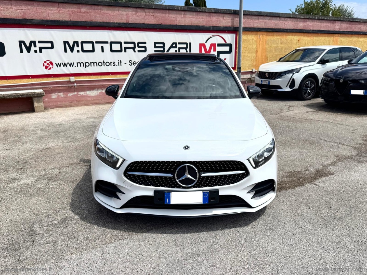 A 200 D PREMIUM AMG LINE AUTOMATICA 2.0 150CV - immagine 2