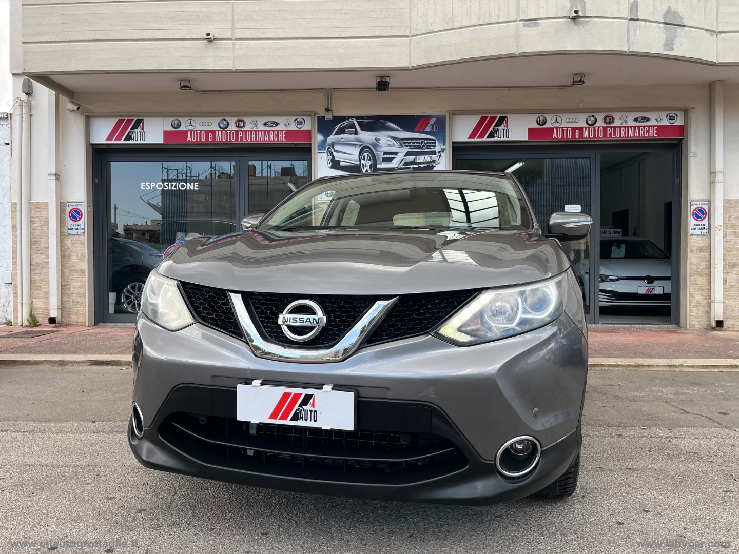 Qashqai 1.5 dCi Acenta Premium GANCIO TRAINO - immagine 2