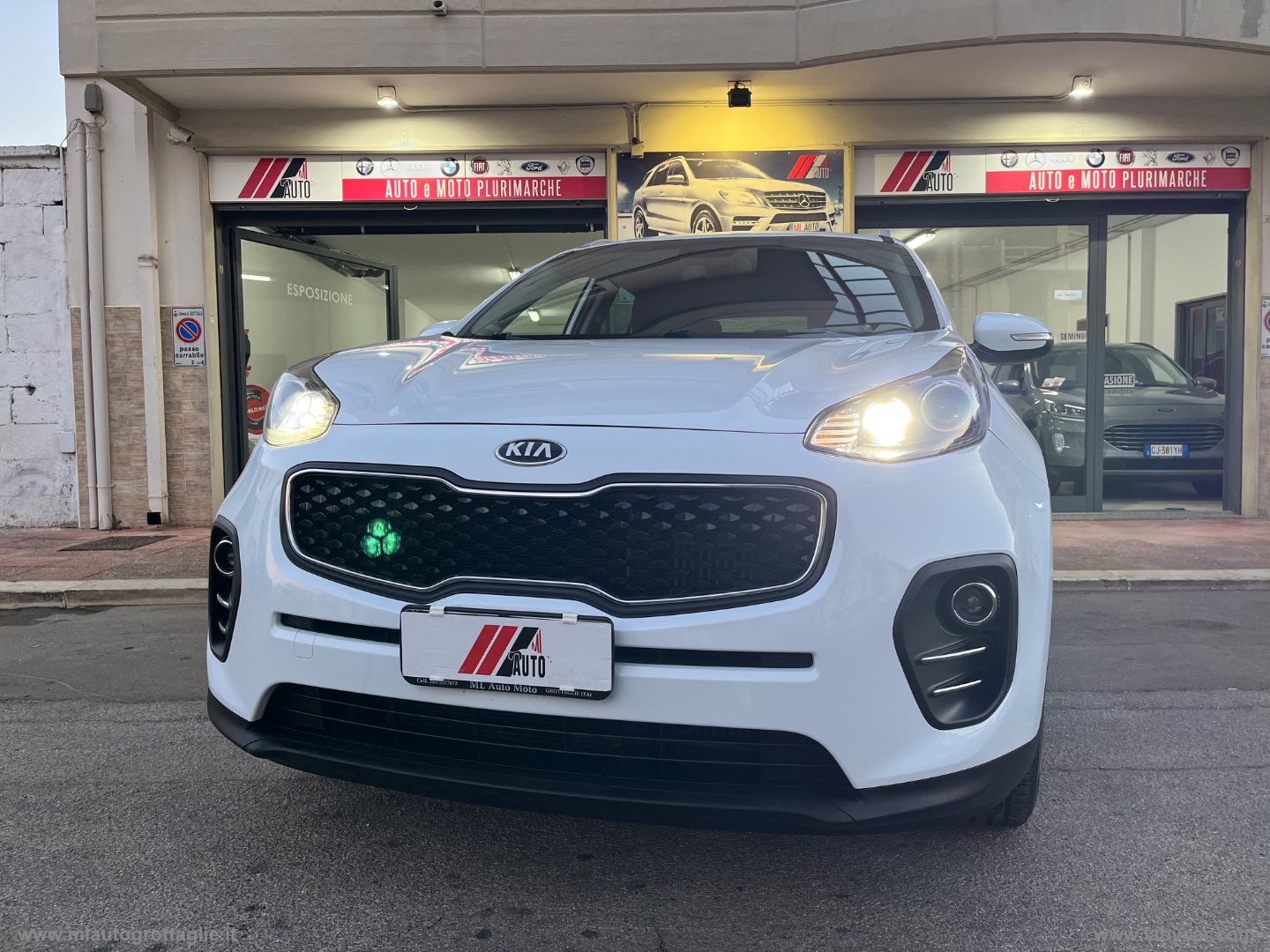 Sportage 1.7 CRDI 2WD Business Class - immagine 2