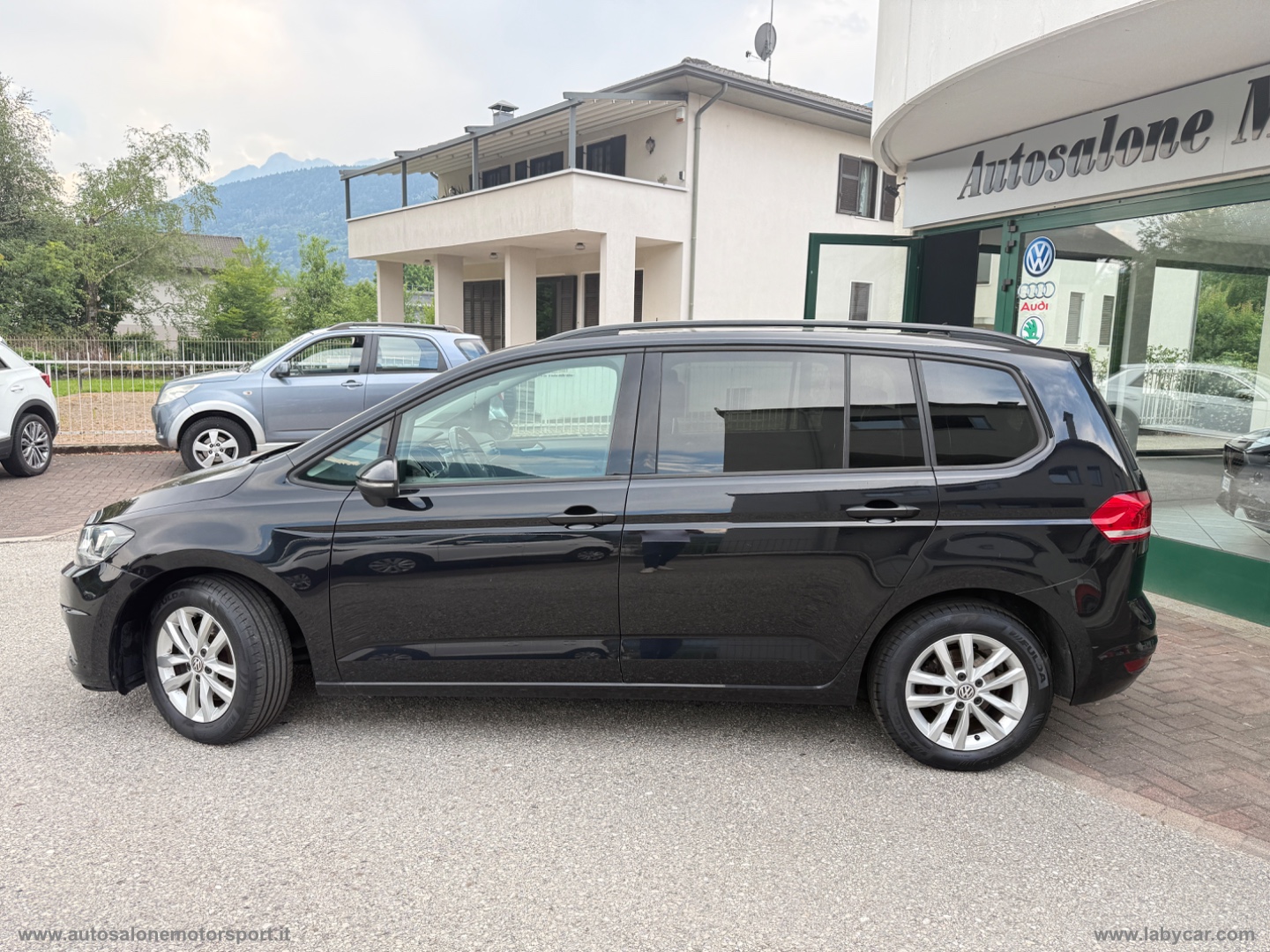 Touran 1.6 TDI 115 CV Trendline BMT - immagine 2
