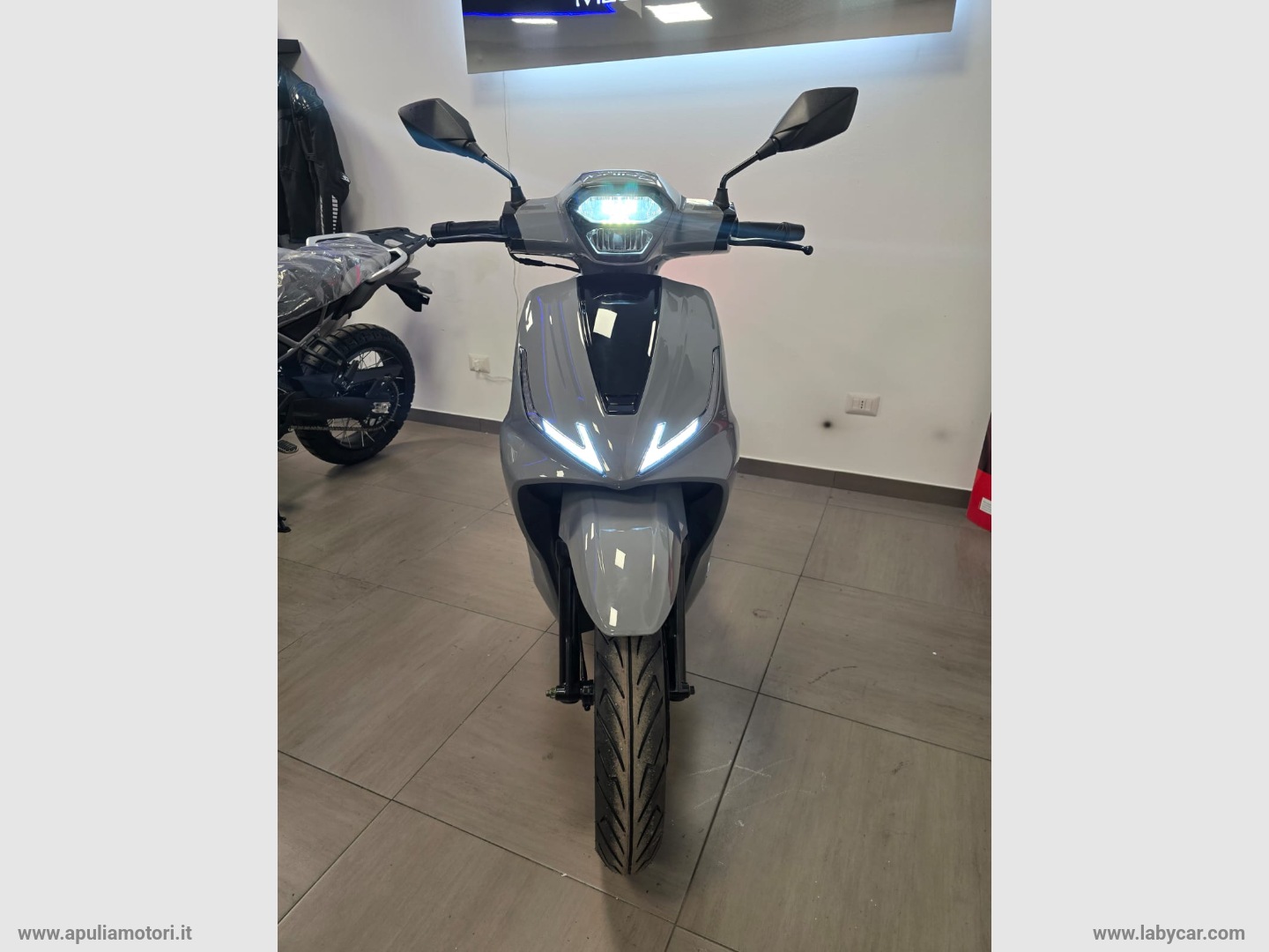 CORAL 125CC NUOVO DA IMMATRICOLARE - immagine 2